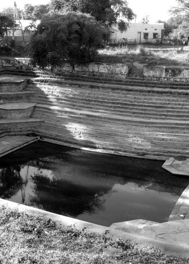 Photograph of a stepwell in Ujjain, India. Courtesy of the author.